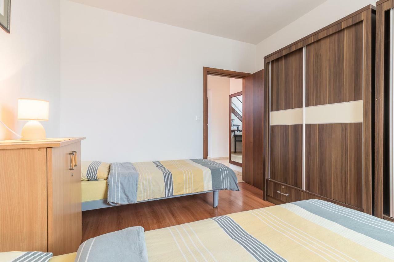 Antonija Apartment Pula Luaran gambar